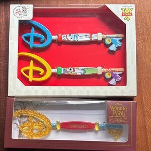 Disney Toy Story & Winnie the Pooh Key Set - Yellow, Blue, Red